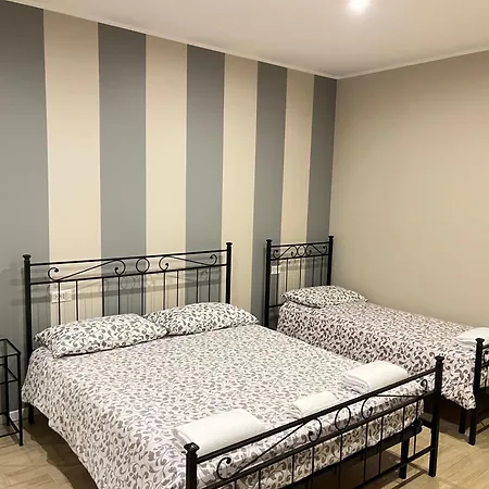 Self Check-in Francesca Vecchia *